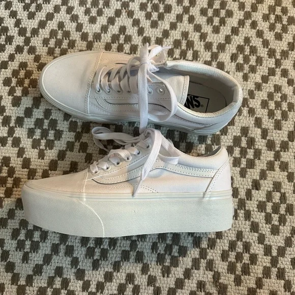 Vans White Platform Sneakers with Chunky Sole - Picture 1 of 4
